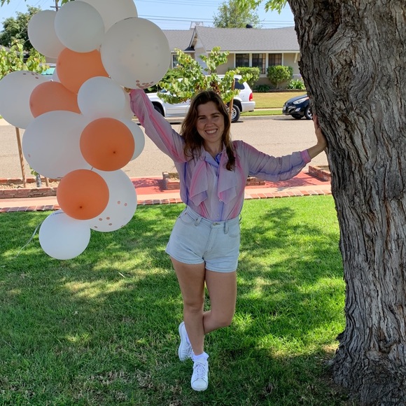 Meet your Posher, Camille - Picture 3 of 3